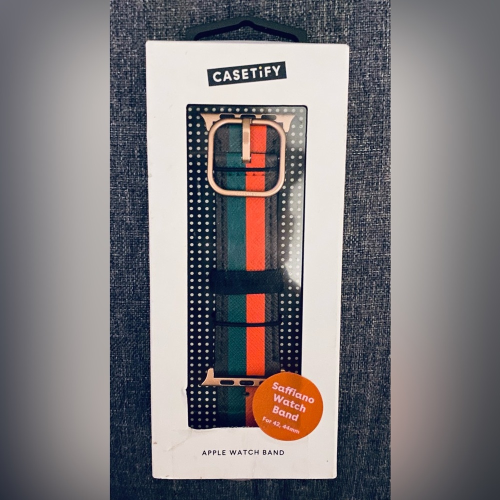 NEW Casetify Chic Stripe Apple Watch Strap Saffiano Watch Band 42mm & 44mm - Picture 3 of 10